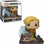 Funko Aquaman (GameStop Exclusive Deluxe DC Collection by Jim Lee): Aquaman x POP! Heroes Vinyl Figure + 1 Official DC Trading Card Bundle [#254 / 35568]